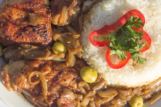 Plats populaires - Yassa Poulet